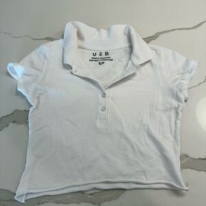 U2B cropped polo shirt